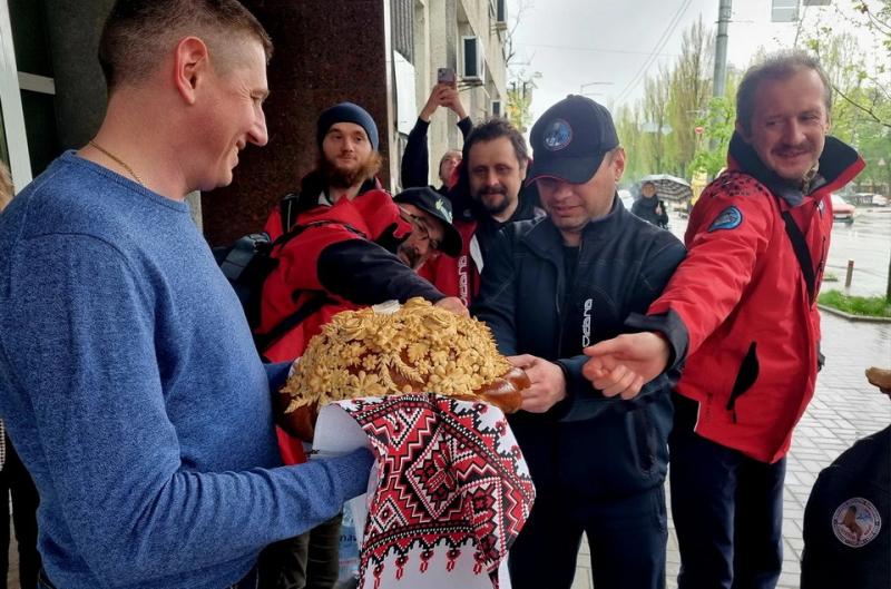 В Україну після року роботи в Антарктиці повернулася 28-ма експедиція