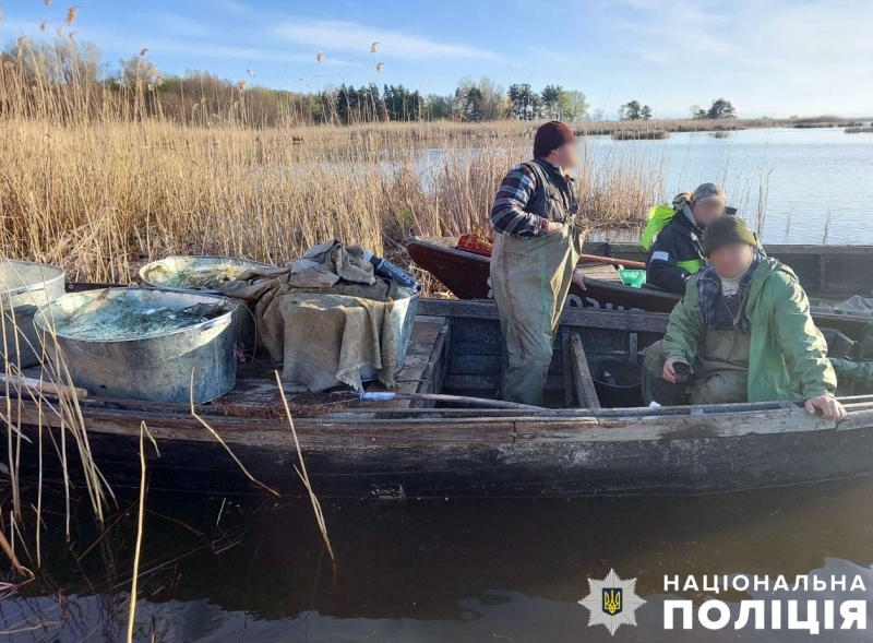 Викрили чотирьох браконьєрів, які виловили риби на понад п’ять мільйонів гривень