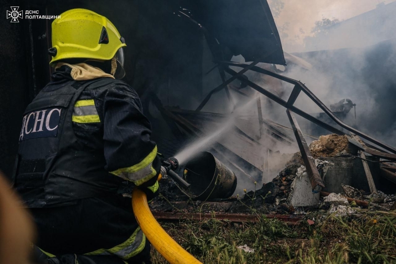 Ворожий удар по цивільних об’єктах у Полтаві: поранено 12 людей, з них двоє дітей