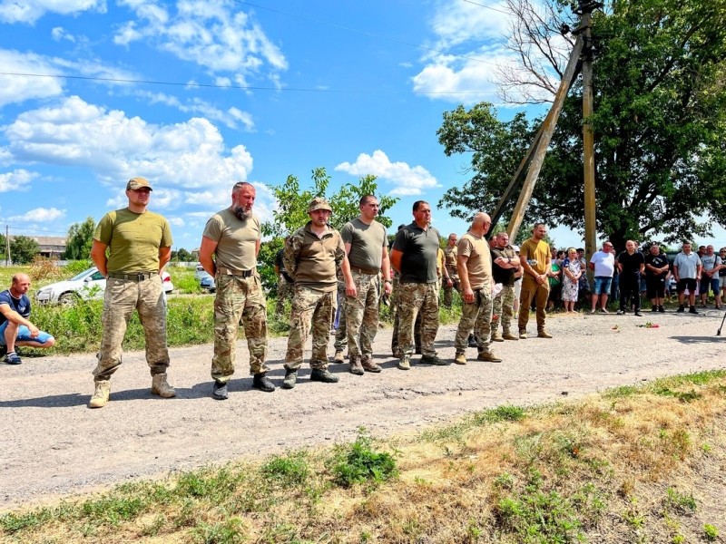 Миргородська громада попрощалася з Віктором Красюком