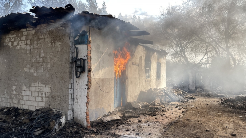 На Полтавщині через сильну пожежу горять села. Оприлюднили моторошні фото наслідків